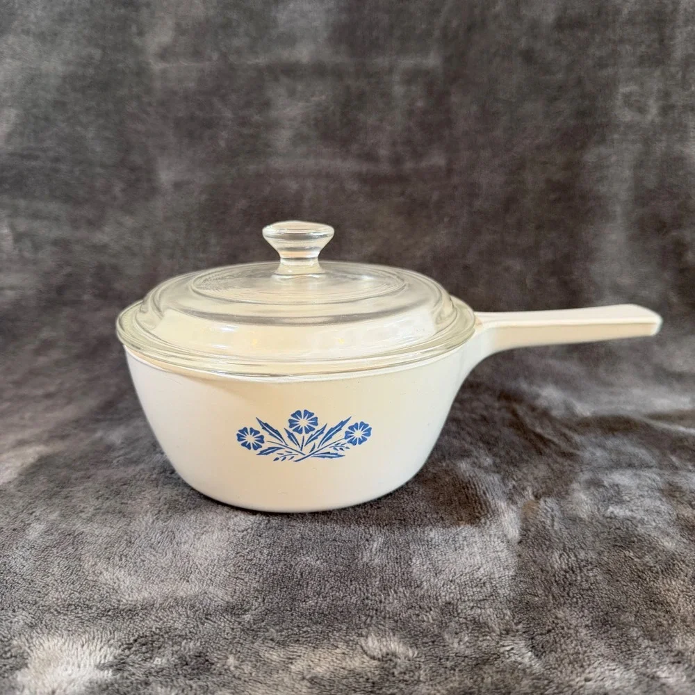 Vintage Corning Ware Blue Cornflower Menu-Ette P-82-B 1.5 Pt Saucepan with Lid